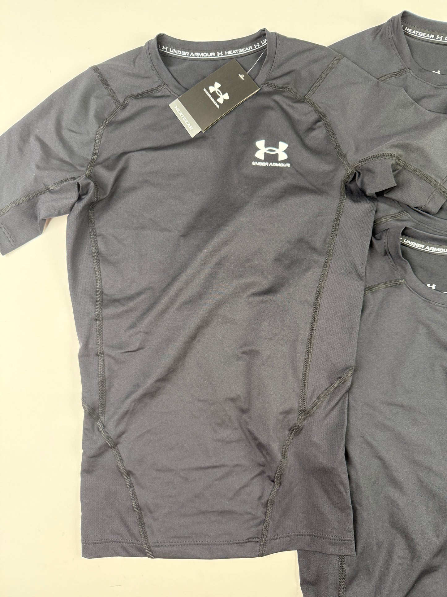 Women's Underarmour - Short Sleeve V-neck T-Shirts - Sz. Medium - Grey - Bundle of 7 - NWT