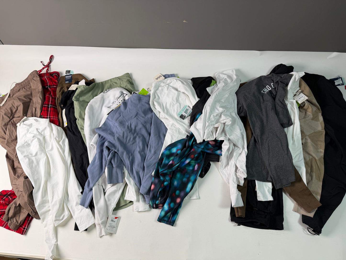 Mixed Fall Lot from Dick's Sporting Goods. Items are NWT! 20+ items.