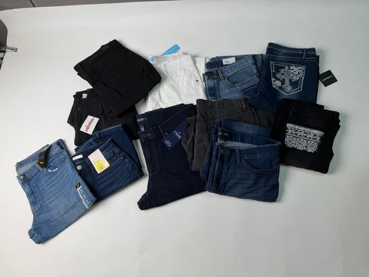 11 Pairs of brand new jeans! Variety of brands, sizes, colors.