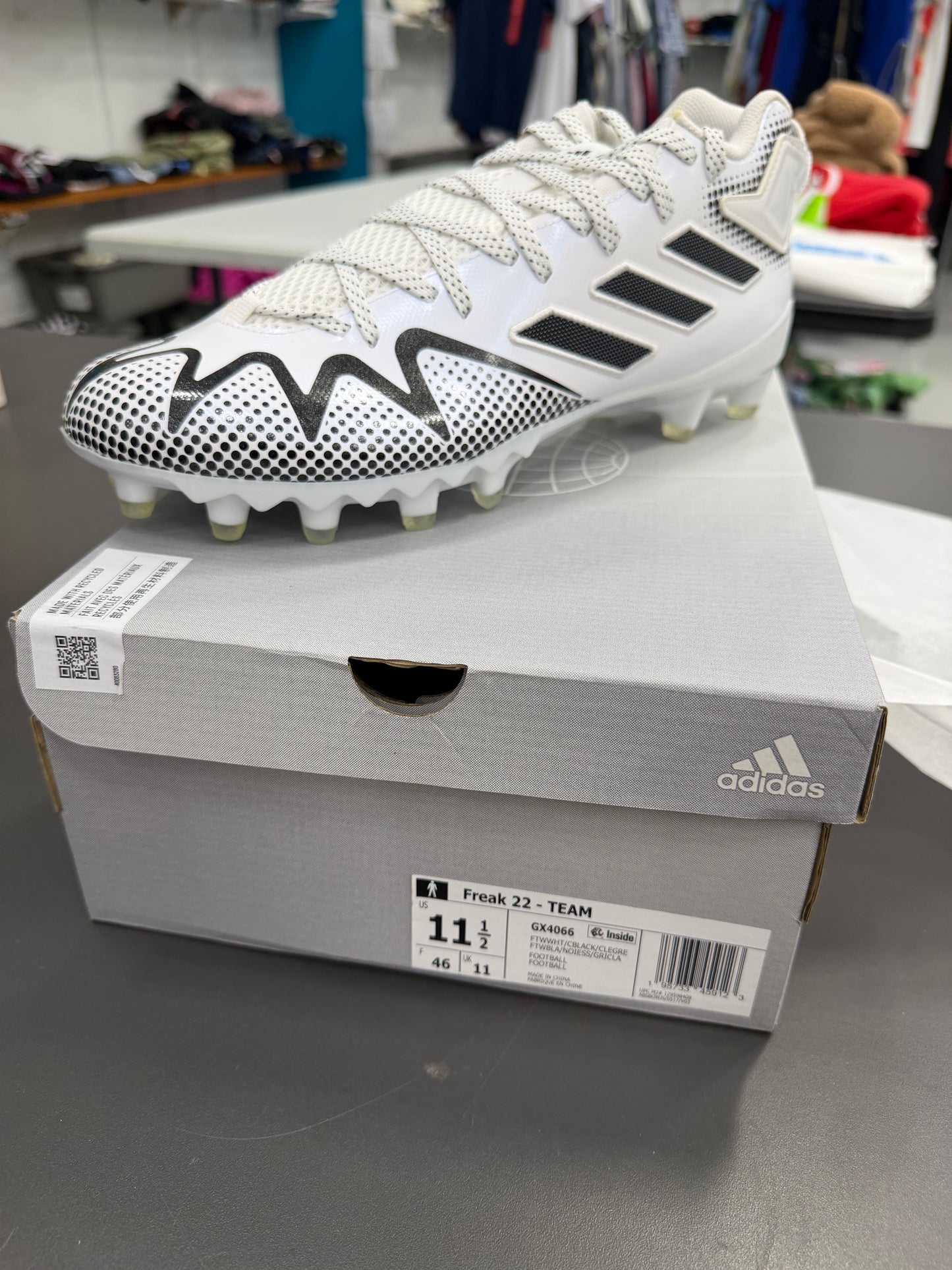 Football Cleats Bundle — 10 Pairs