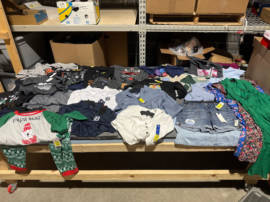 Mens/Womens Mixed Clothing Lot, NWT, 40 pieces