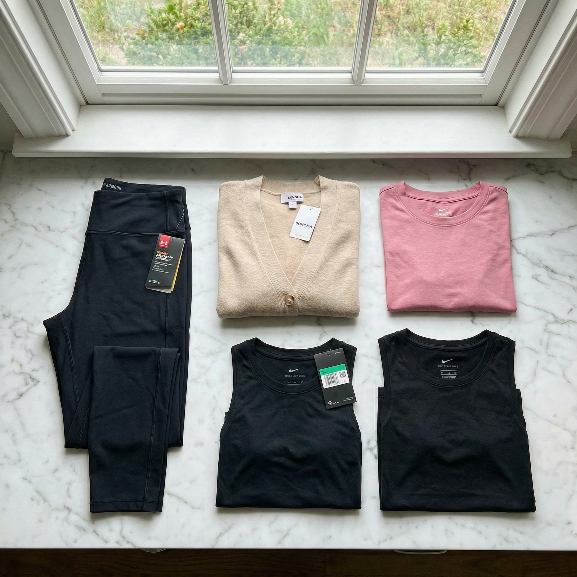 Mixed Women's Clothing Bundle — 25 Items