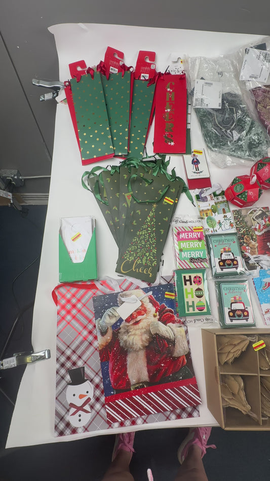 Lot of approx. 50 Christmas Items - Decor, bags, etc - NEW